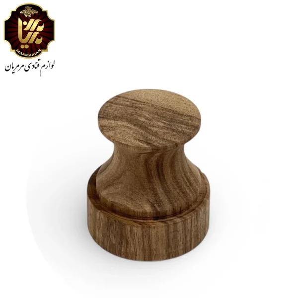مهر چوبی برای تهیه کلوچه کلمپه