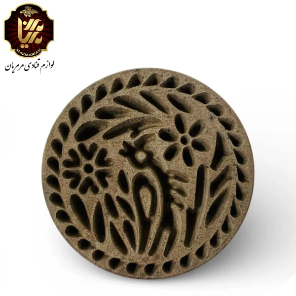مهر چوبی برای تهیه کلوچه کلمپه